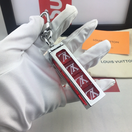 ブランドキーホルダー正面デザイン